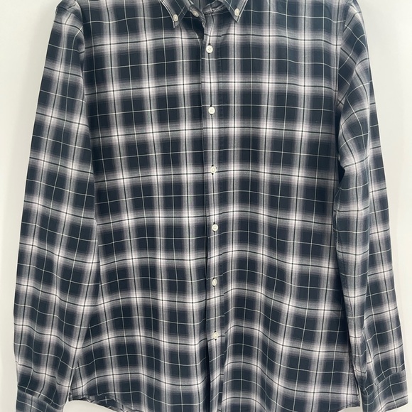 Slate & Stone Button Down Flannel Shirt Plaid Top Long Sleeve Size Medium - Picture 3 of 10